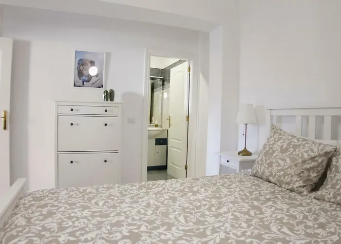 Plaza Del Charco - Puerto Viejo 拉克鲁斯